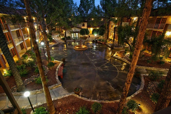 DoubleTree By Hilton Suites Tucson Airport image 6